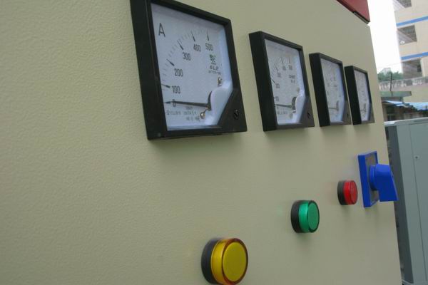 稷山配电箱-3683讲讲配电箱的操作和检修步